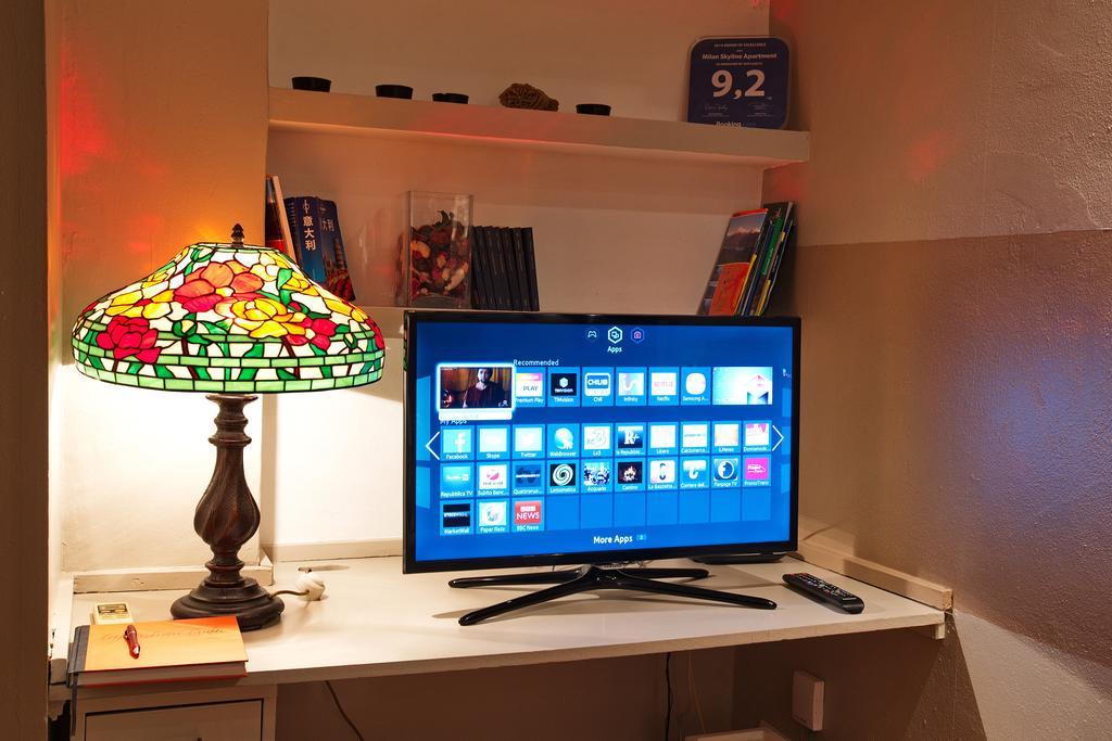 Apartamento Skyline In Citta Studi A 1 Minuto Dal Metro Con Terrazzo Wi-fi E Netflix *